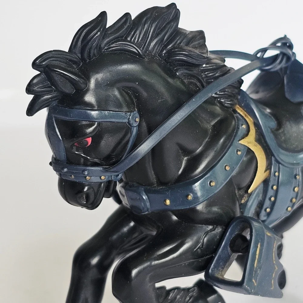 Vintage Batman Dark Knight Bat-Horse Stallion Action Figure Accessory Black Gold